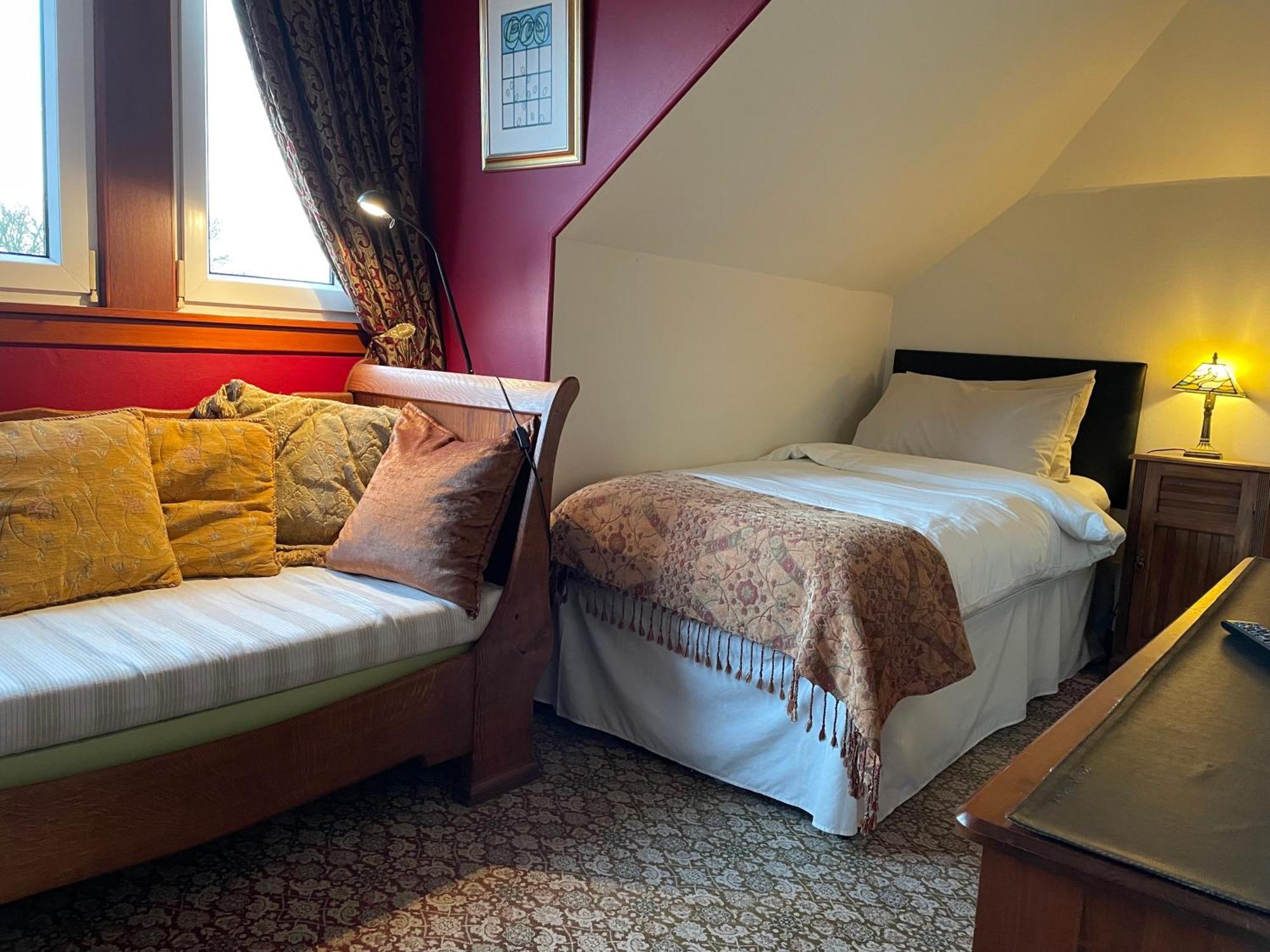 Ramadale Stornoway Bed and Breakfast Exteriör bild